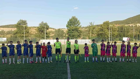 4 Eylülspor Finale Yükseldi