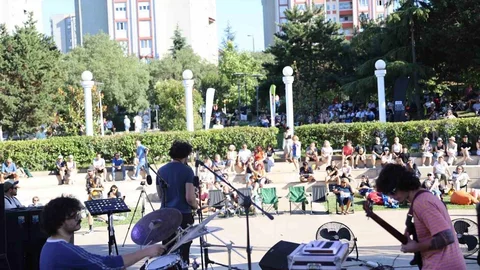 Ataşehir'de Parklarda Caz Etkinliği