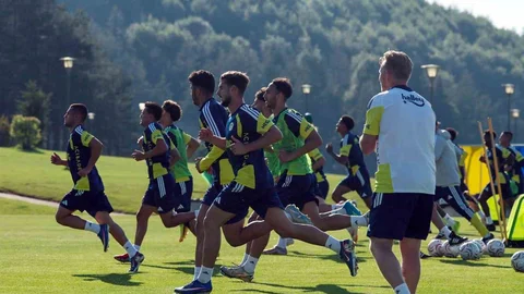 Fenerbahçe Düzce'de Çift Antrenman Yaptı