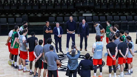 Gençlik ve Spor Bakanı Antrenmanı İzledi