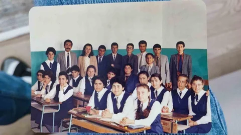 Adana'da Öğretmene Duygusal Emeklilik Kutlaması