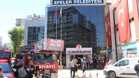 Efeler'de Yangın Paniği Yaşandı