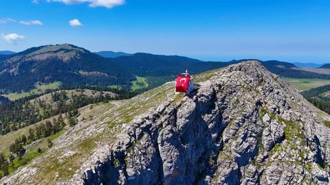 Kastamonu'da Off-Road Tutkunlarının Bayrak Açışı