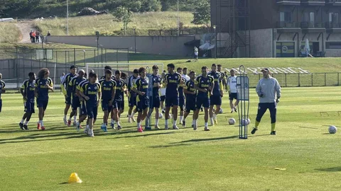 Fenerbahçe Düzce'de Kamp Yapıyor