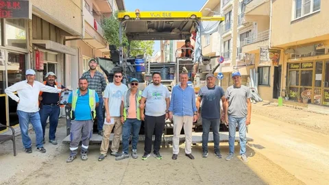 Yenipazar'da Sıcak Asfalt Çalışmaları Devam Ediyor