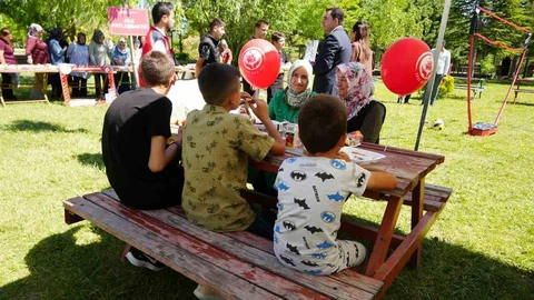 Niğde'de Koruyucu Aile Şenliği Düzenlendi