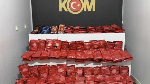 Niğde'de Kaçak Tütün Operasyonu Gerçekleşti