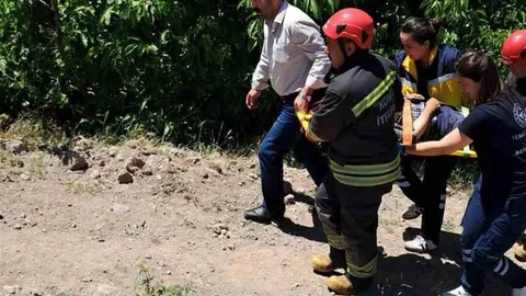 Konya'da Ağaçtan Düşen Adam Yaralandı