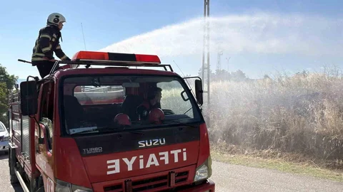 Çorum'da Otluk Alanda Yangın Kontrol Altına Alındı