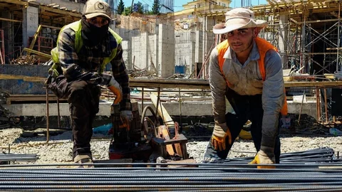 Kahramanmaraş’ta İnşaat Çalışmaları Devam Ediyor
