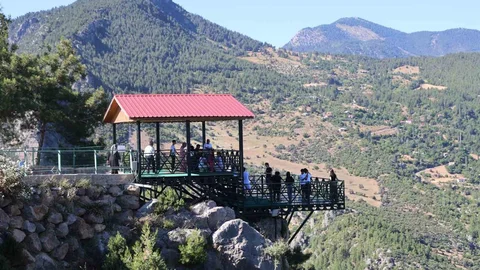 Adana'da Sıcaklardan Kaçış Noktası: Feke Seyir Terası