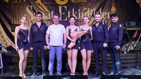 Efeler'de Sanat Etkinliği Gerçekleşti