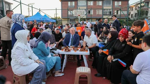 Düzce'de Halkla Buluşma Toplantısı