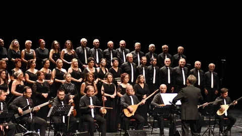 Eskişehir'de Türk Halk Müziği Konseri