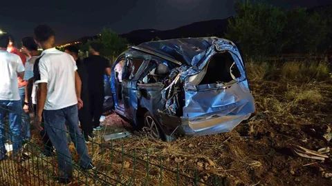 Gercüş'te Trafik Kazası Şans Eseri Yaralı Yok