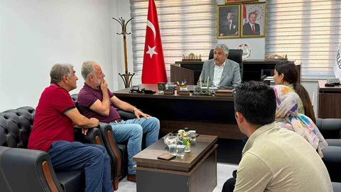 Kahta'da Başkan Hallaç Vatandaşlarla Buluşuyor