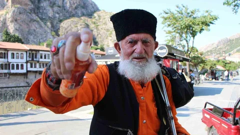 Amasya'nın Son Esansçısı Elvan Dede