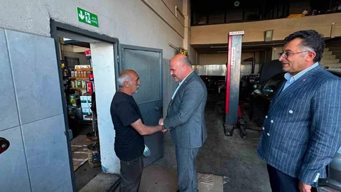 Kars'ta AK Parti Teşkilatı Esnafı Ziyaret Etti