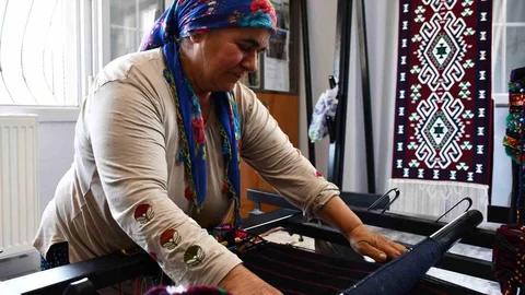 Şırnak’ta Anne Çocuklarını Okuttu