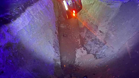 Isparta'da Çukura Düşen Araçta Yaralı Var