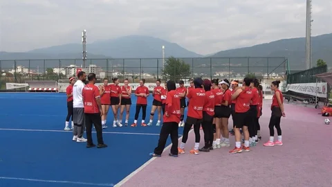 A Milli Kadın Hokey Takımı Avrupa Şampiyonluğu Hedefliyor