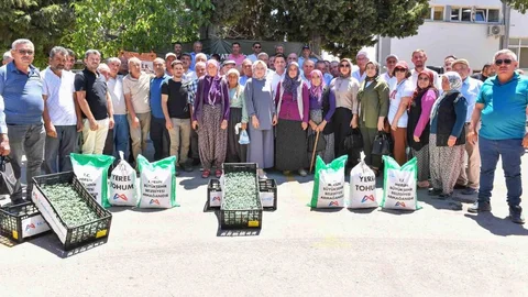 Gülnar'da Üreticilere Tarımsal Destek Verildi