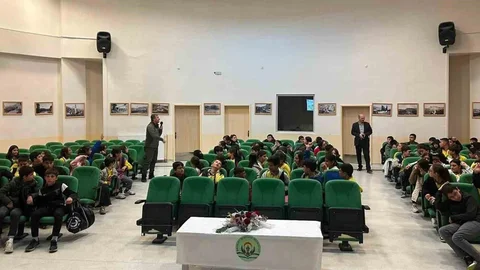 Bayburt'ta Doğa Eğitimi Verildi