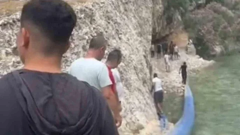 Mersin'de Genç Boğuldu