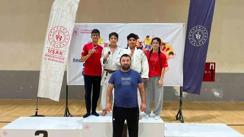 Bilecik Judocuları Yarı Finale Yükseldi