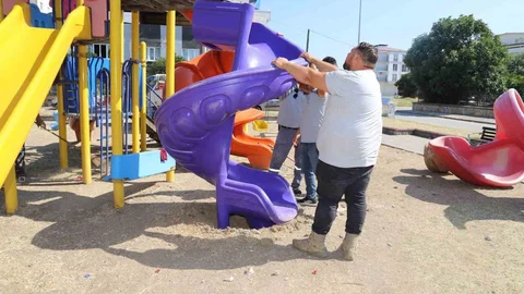 Nazilli'deki Oyun Parkları Bakıma Alındı