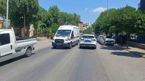 Aydın'da Motosiklet ve Kamyonet Çarpıştı