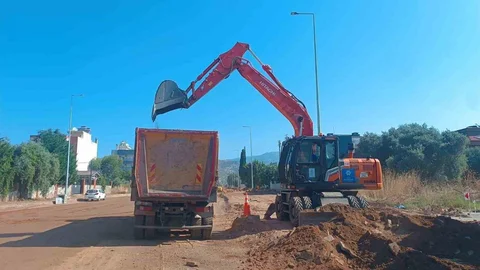 Aydın'da Yol Çalışmaları Devam Ediyor