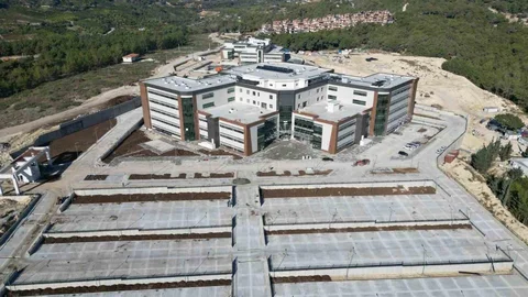 Mezitli Devlet Hastanesi Yıl Sonuna Kadar Açılacak
