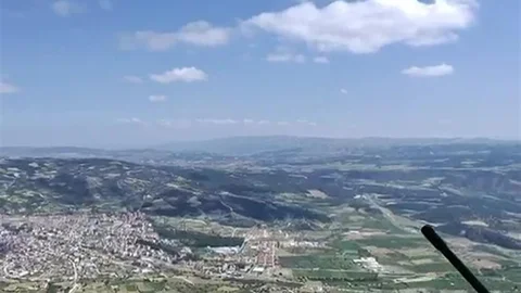 Denizli'de Yamaç Paraşütü Uçuşu