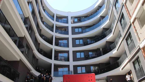 Aydın'da İnşaat Tepesinde Kriz Anı
