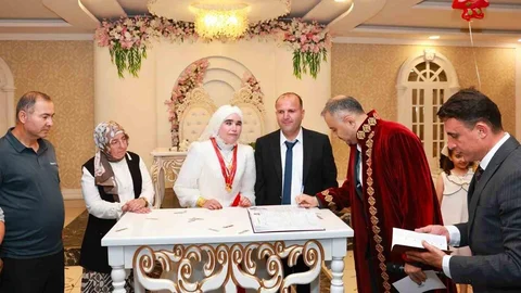 Kahramanmaraş'ta Görme Engelli Çift Evleniyor