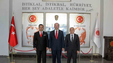 KKTC Cumhurbaşkanı Tatar Mersin'de