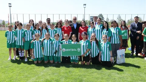Sivas'ta Yaz Spor Okulları Açıldı