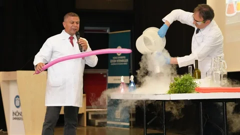 İnönü Üniversitesi’nde Bilim Yaz Kampı Açıldı