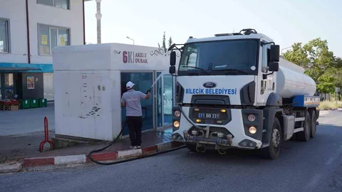 Bilecik'te Durak Temizliği Yapıldı