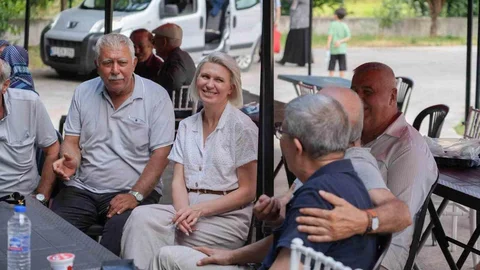 Bilecik'te Yetiştirme Yurdunda Buluşma