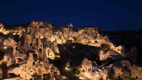 Kapadokya Gece Müzeciliğiyle Parlıyor