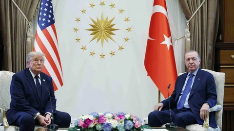 ABD Başkanı Trump, Türkiye'nin NATO Zirvesi'ndeki Rolünü Vurguladı