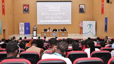 Dede Korkut Sempozyumu Bayburt'ta Gerçekleşti