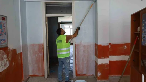 Bursa'da Okullar Yenileniyor