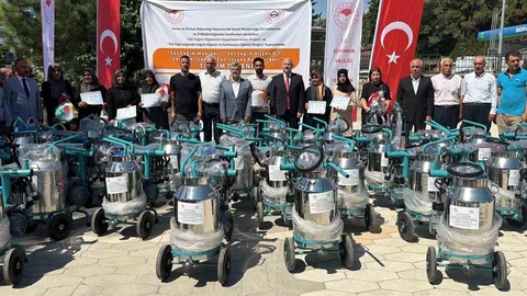 Adıyaman'da Süt Sağım Makineleri Dağıtımı