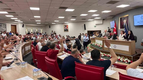 Aydın Büyükşehir Meclisi'nde İlaçlama Tartışması