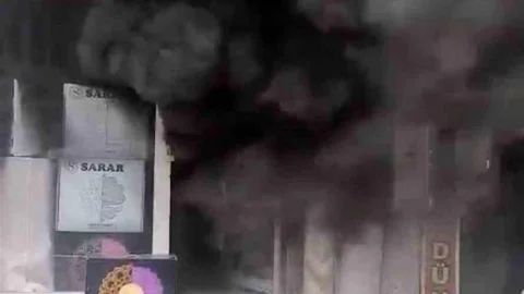 Mardin'de Halı Mağazasında Yangın Çıktı