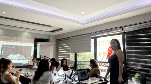 Tepebaşı'nda Dijital Aile Eğitimi Verildi