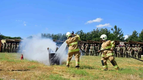 Çanakkale'de Askeri Personele Yangın Eğitimi